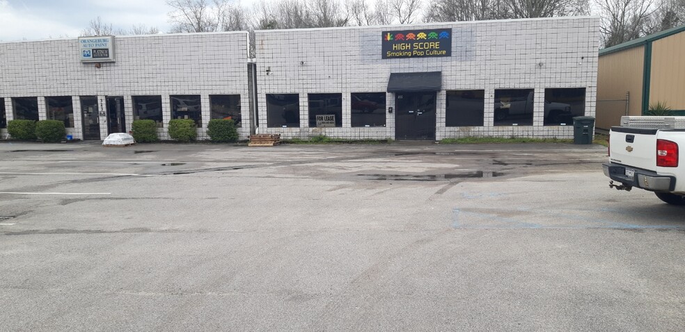 327 John C Calhoun Dr, Orangeburg, SC à vendre - Photo de l’immeuble – Image 2 sur 12