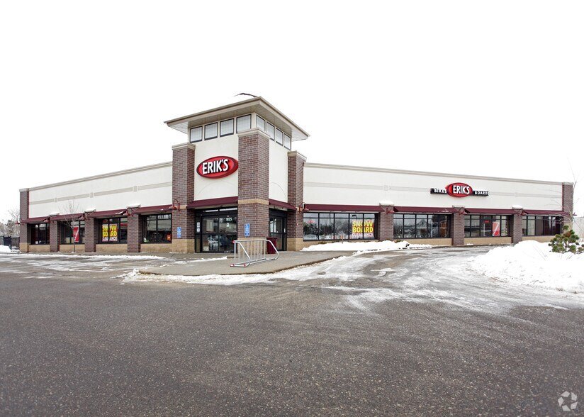 1815 Radio Dr, Woodbury, MN à louer - Photo principale – Image 1 sur 1