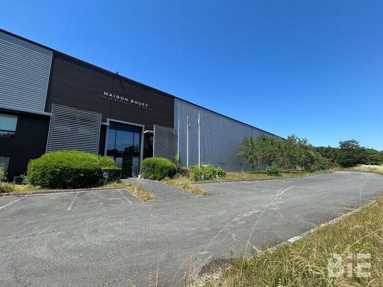 1 Rue Commanderie Des Templiers, Ambarès-et-Lagrave à louer - Photo de l’immeuble – Image 2 sur 13