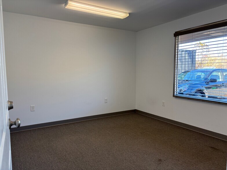 2131 US 70 Hwy, Swannanoa, NC à louer - Autre – Image 3 sur 3