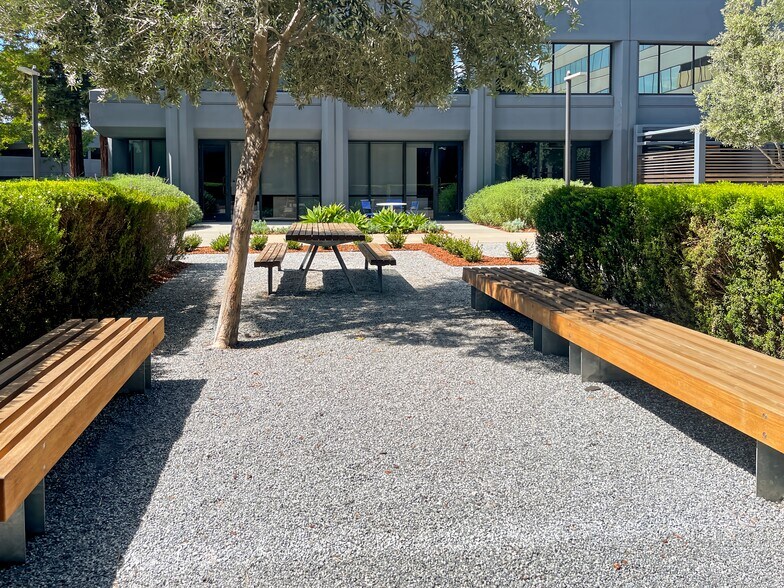 2033 Gateway Pl, San Jose, CA à louer - Photo intérieure – Image 3 sur 12