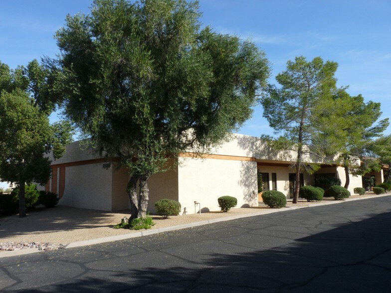 15207 N 75th St, Scottsdale, AZ à louer - Photo de l’immeuble – Image 3 sur 3