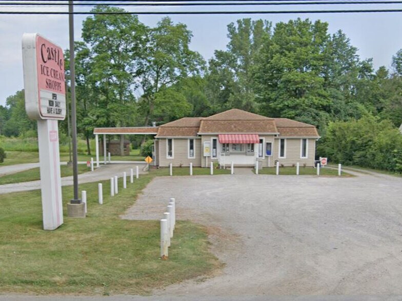 7334/7354 W Lake Rd portefeuille de 2 biens à vendre sur LoopNet.fr - Photo principale – Image 2 sur 2