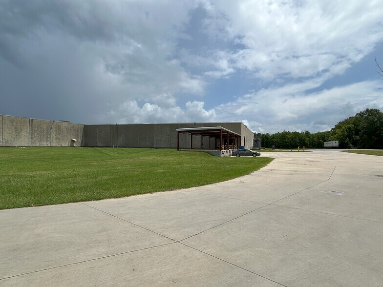 550 Gulf Line Rd, Pearl, MS à louer - Photo de l’immeuble – Image 3 sur 8