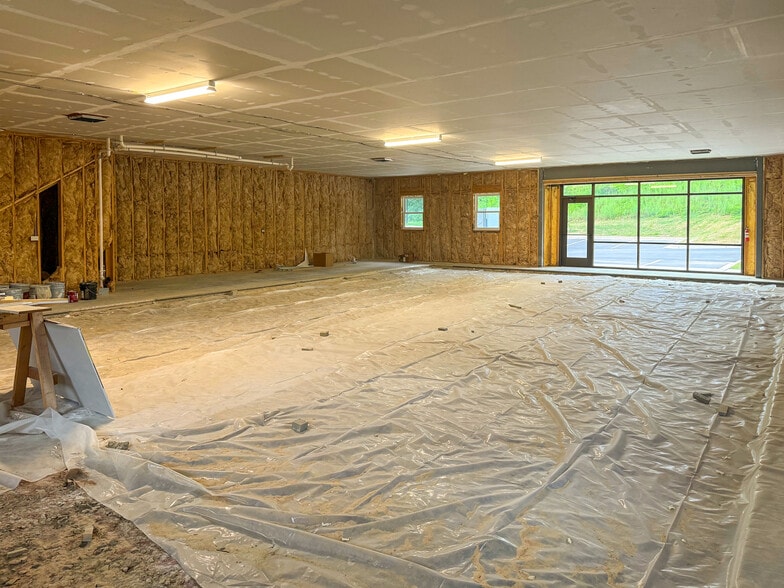 1617 Sugar Hill rd, Marion, NC à louer - Photo intérieure – Image 3 sur 3