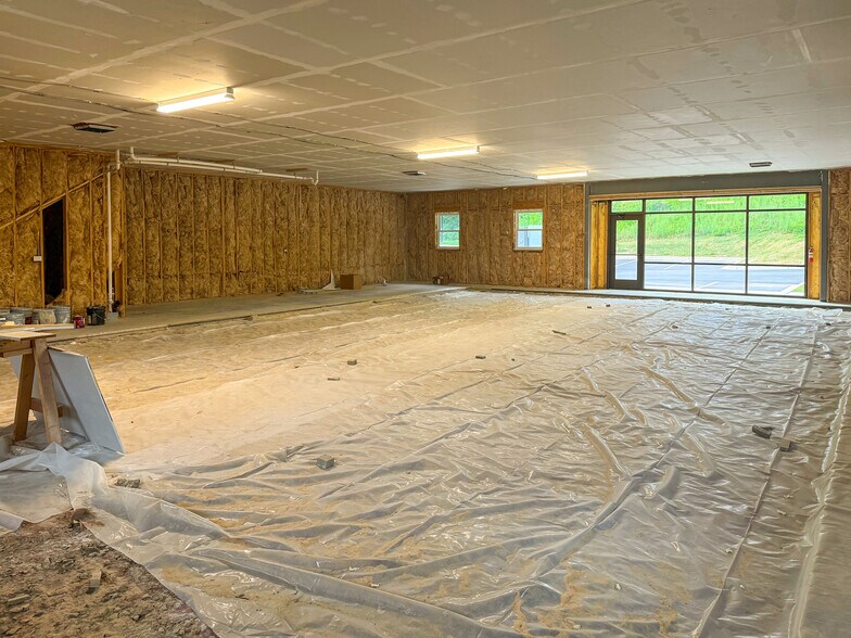 1617 Sugar Hill rd, Marion, NC à louer - Photo intérieure – Image 3 sur 3