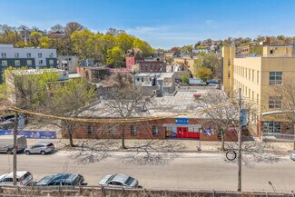 Plus de détails pour 450 Saint Marks Pl, Staten Island, NY - Local commercial à vendre