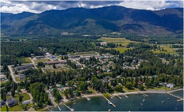 1276-1283 Dieppe Rd, Scotch Creek, BC - Vue aérienne vue de carte