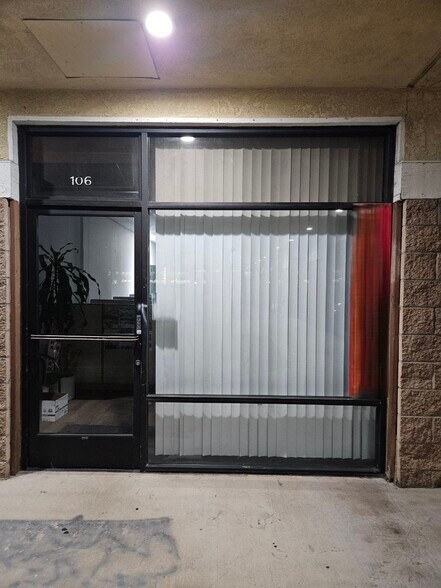 17806 Pioneer Blvd, Artesia, CA à louer - Photo de l’immeuble – Image 2 sur 8