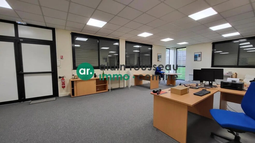 Bureau dans Angers à louer - Photo de l’immeuble – Image 3 sur 4