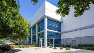 Plus de détails pour 700 Burning Tree Rd, Fullerton, CA - Industriel/Logistique à louer
