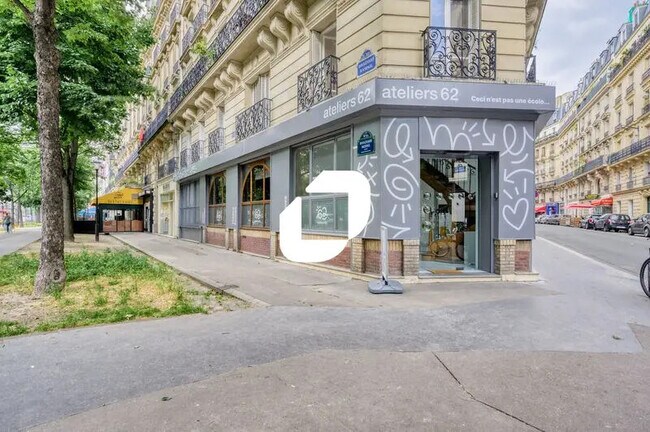 Plus de détails pour Local commercial à louer