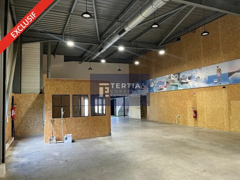 Local d’activités dans Montpellier à louer - Photo de l’immeuble – Image 3 sur 12