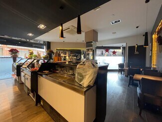 Plus de détails pour Local commercial à louer