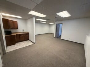 6055 Lehman Dr, Colorado Springs, CO à louer Photo intérieure– Image 1 sur 7