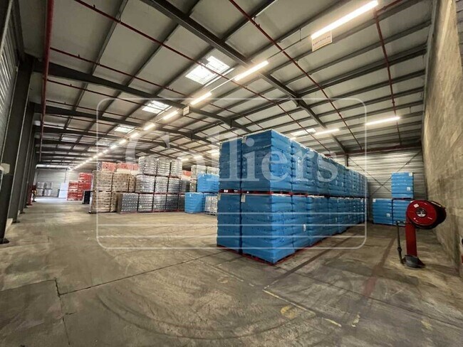 Plus de détails pour Industriel/Logistique à louer