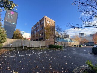 Plus de détails pour 1053 Great West Rd, Brentford - Industriel/Logistique à louer