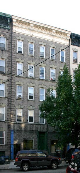 719 Willow Ave, Hoboken, NJ à vendre - Photo de l’immeuble – Image 3 sur 5
