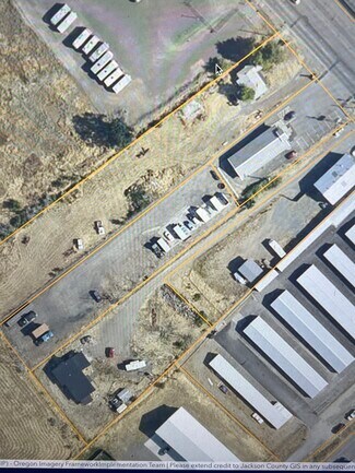 Plus de détails pour 3526 S Pacific Hwy, Medford, OR - Terrain à vendre