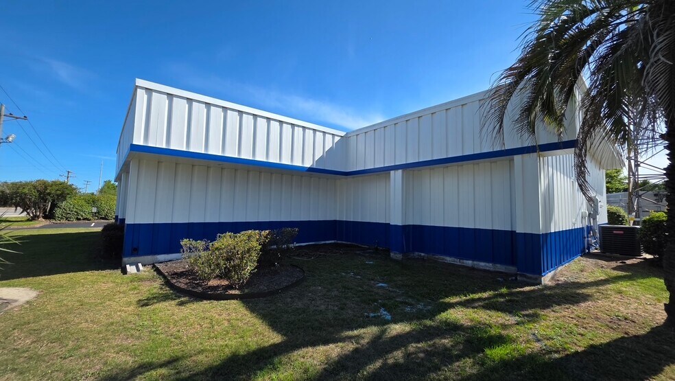 4991 Banco Rd, North Charleston, SC à louer - Photo de l’immeuble – Image 3 sur 7