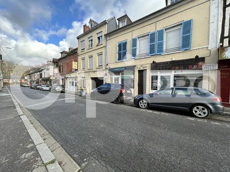 Local commercial dans Beauvais à louer - Photo de l’immeuble – Image 2 sur 4