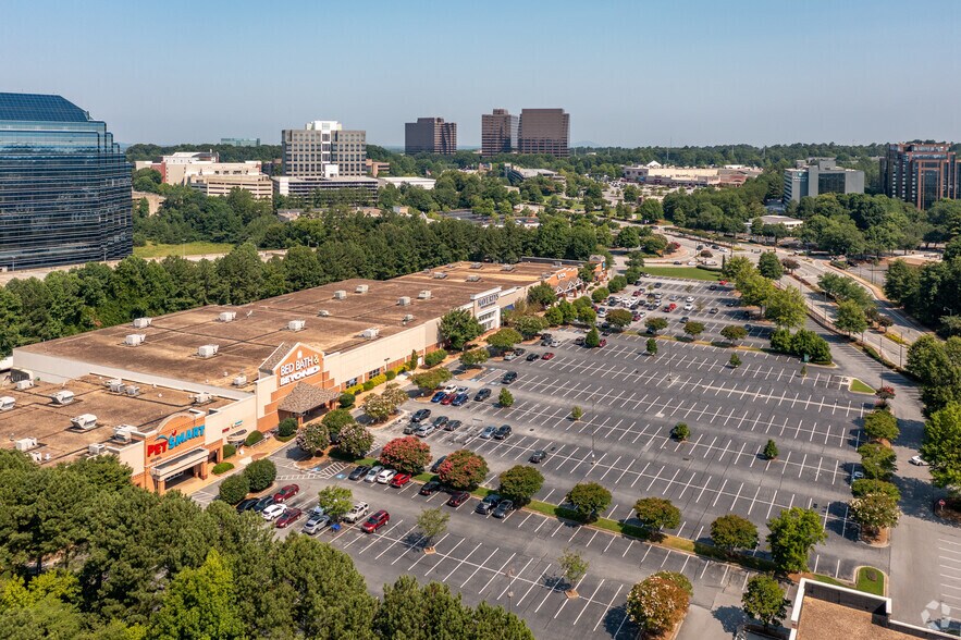 124-136 Perimeter Ctr W, Atlanta, GA à louer - Aérien – Image 3 sur 8