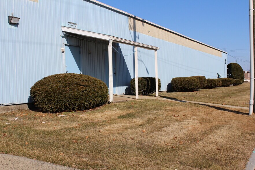 237 Memorial Dr, Springfield, MA à louer - Photo de l’immeuble – Image 3 sur 3