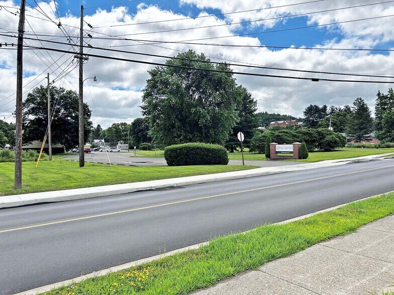 150 N Main St, Mansfield, PA à vendre - Photo de l’immeuble – Image 2 sur 22