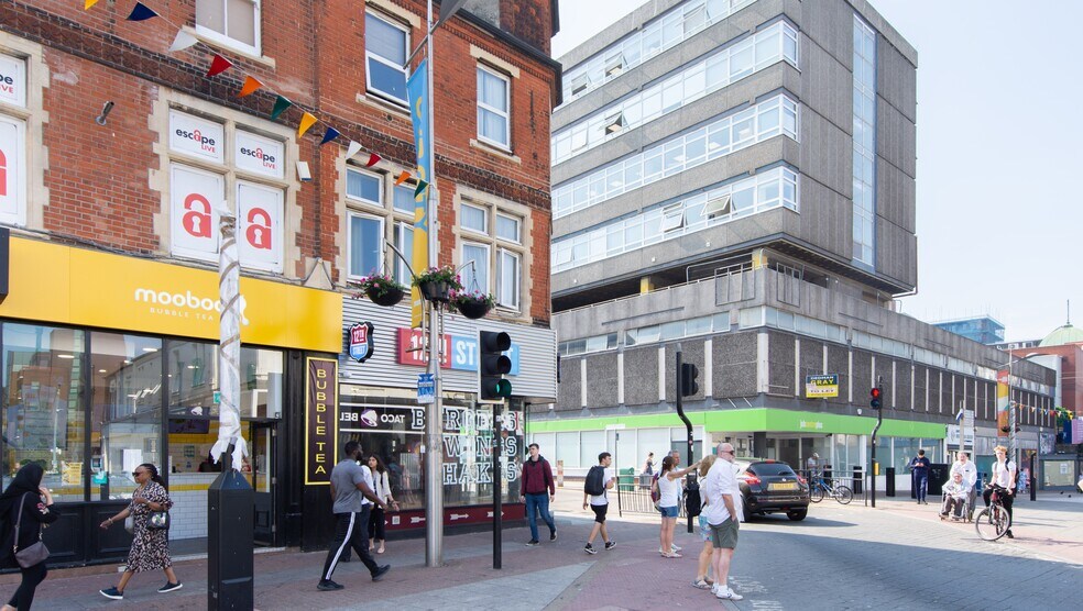 99 High St, Southend On Sea à louer - Photo de l’immeuble – Image 3 sur 5