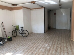 Local commercial dans Badalona, Barcelona à louer Photo intérieure– Image 2 sur 5