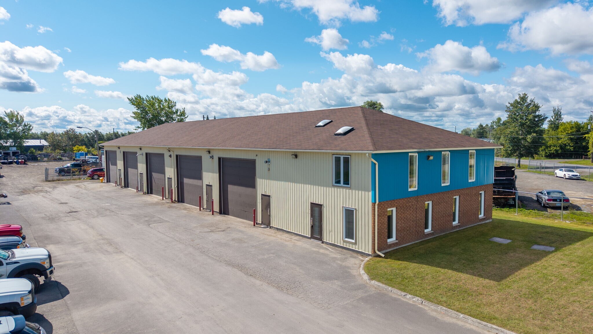 6954 McKeown Dr, Greely, ON à vendre Photo de l’immeuble– Image 1 sur 10