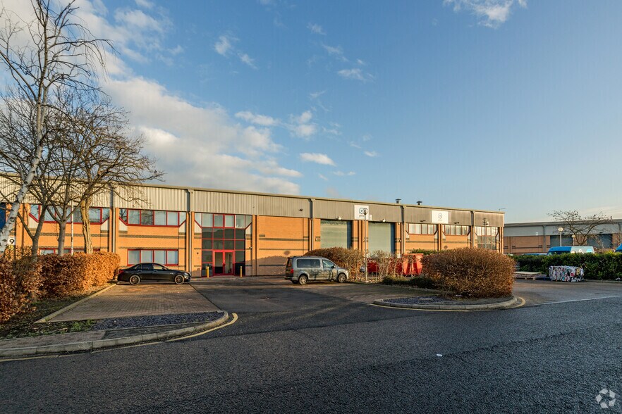 Mollison Ave, Enfield à louer - Photo de l’immeuble – Image 3 sur 18
