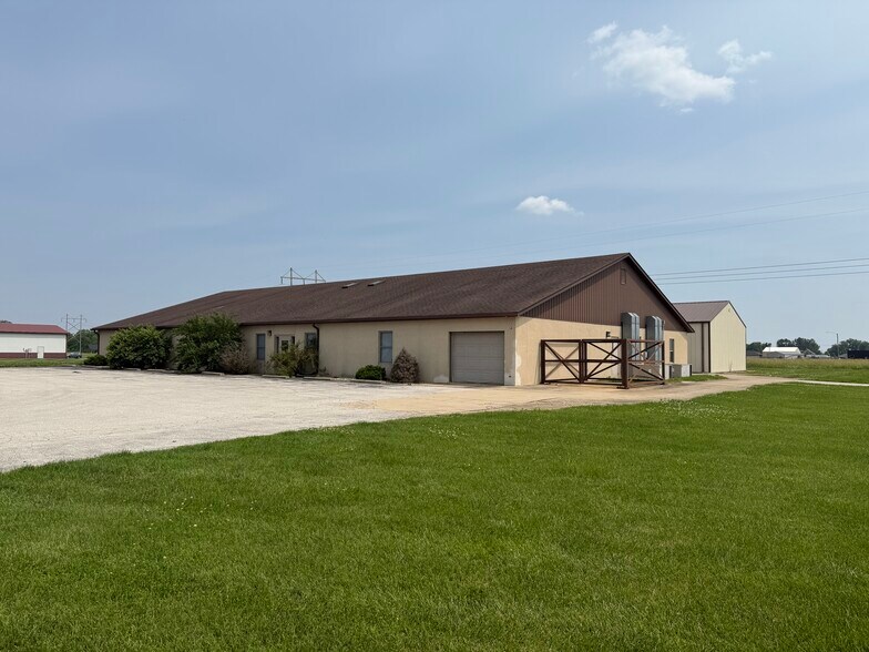 5 Commerce Dr, Freeburg, IL à vendre - Photo principale – Image 1 sur 3
