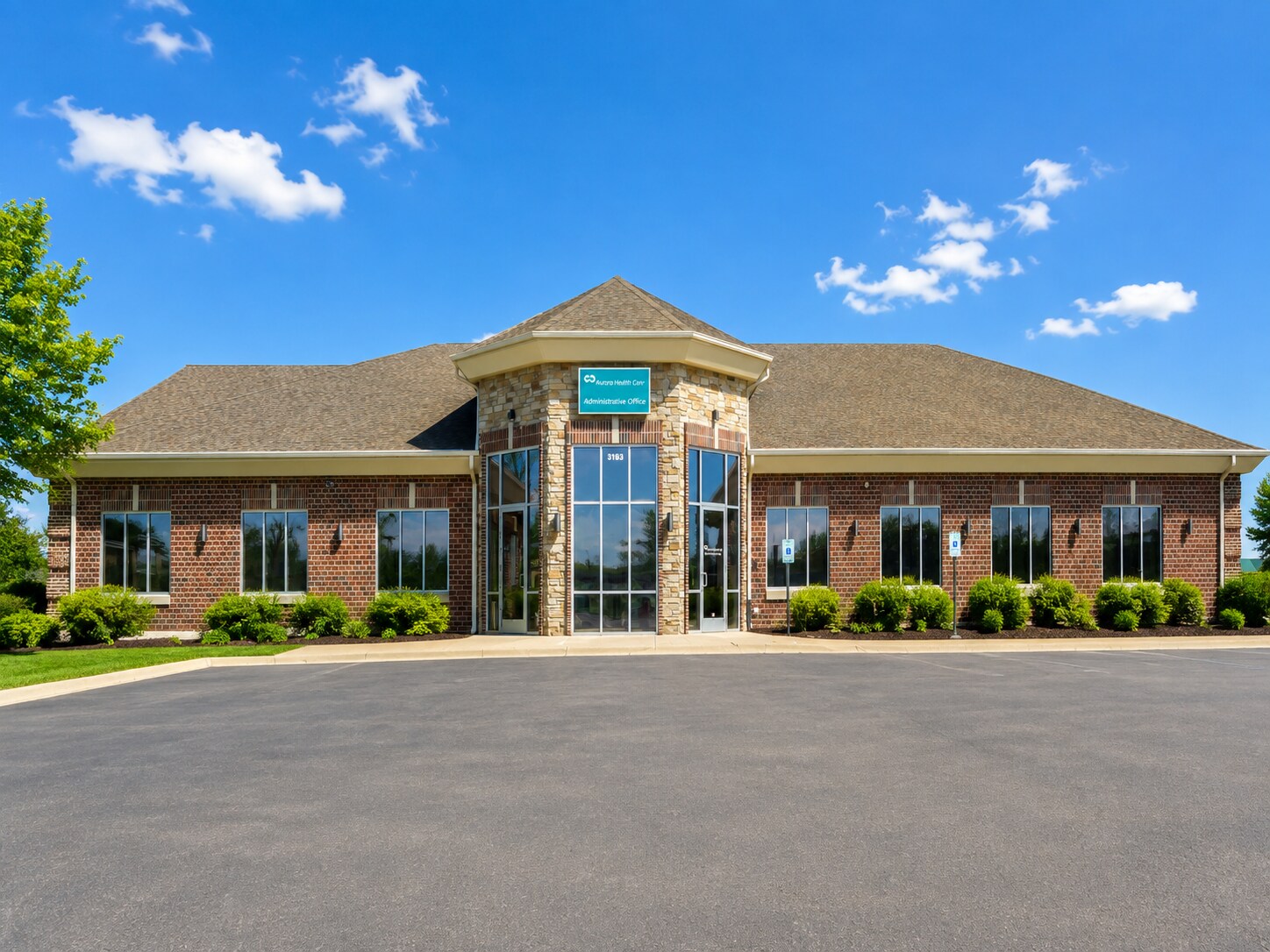 3193 Voyager Dr, Green Bay, WI à louer Photo de l’immeuble– Image 1 sur 5