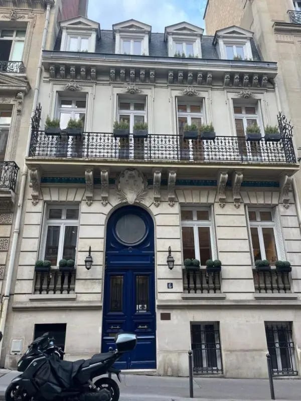 Plus de détails pour 6 Rue Copernic, Paris - Bureau à louer