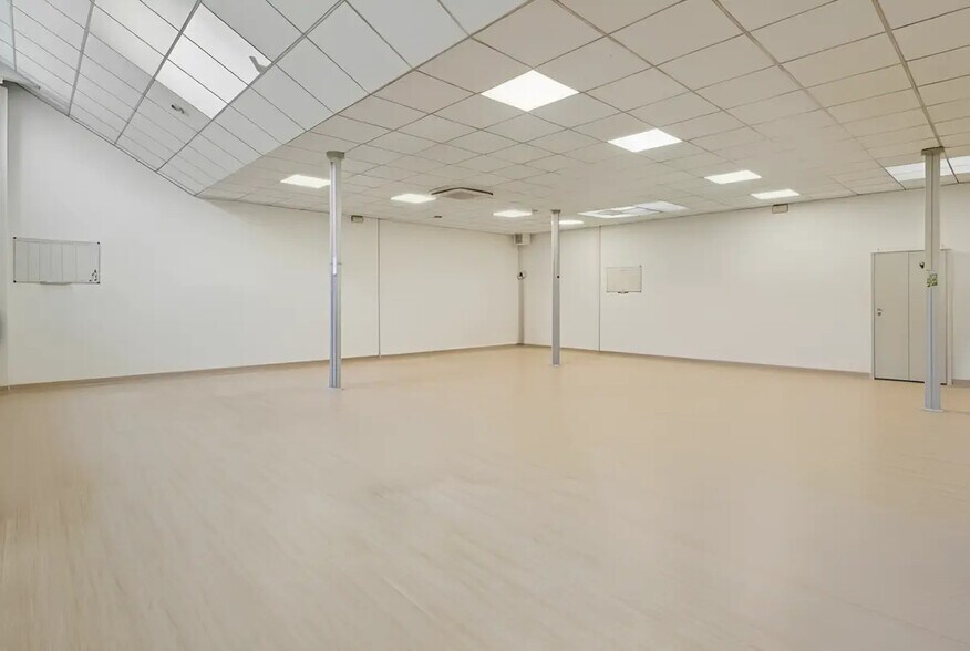 Bureau dans Paris à vendre - Photo de l’immeuble – Image 2 sur 23