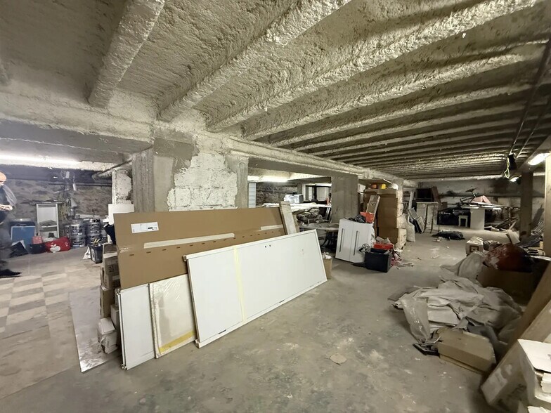 Industriel/Logistique dans Paris à vendre - Photo de l’immeuble – Image 2 sur 10