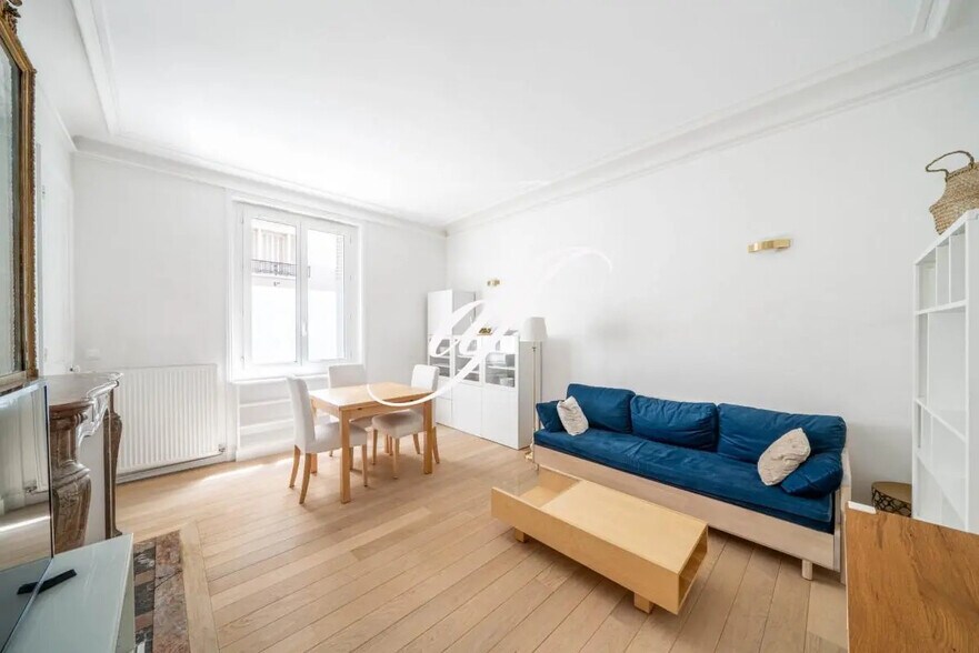 Local d'activités dans Paris à vendre - Photo de l’immeuble – Image 2 sur 5
