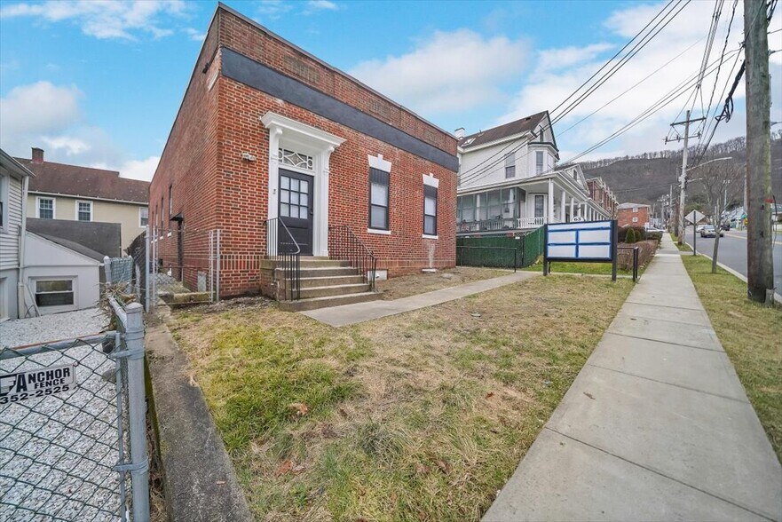 63 New Main St, Haverstraw, NY à vendre - Photo de l’immeuble – Image 2 sur 25