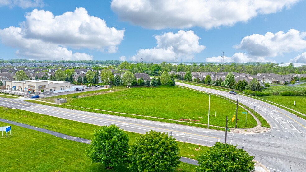 6239 Hayden Run Rd, Hilliard, OH à vendre - Photo de l’immeuble – Image 2 sur 29