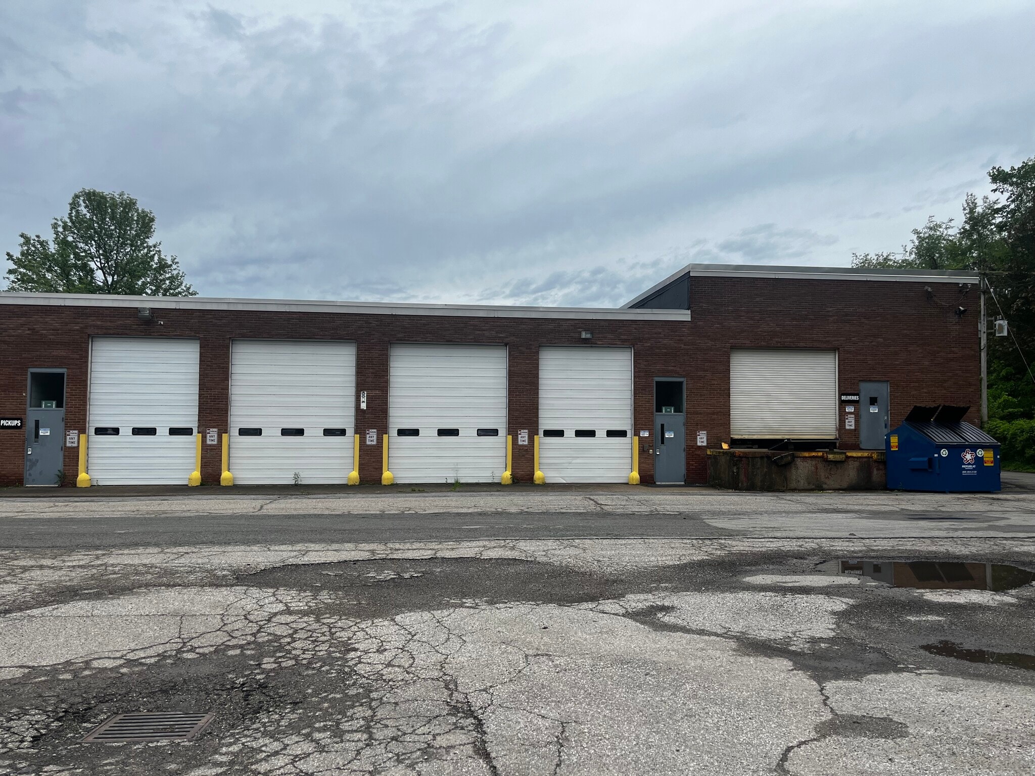 946-950 Manifold Rd, Washington, PA à louer Photo intérieure– Image 1 sur 2
