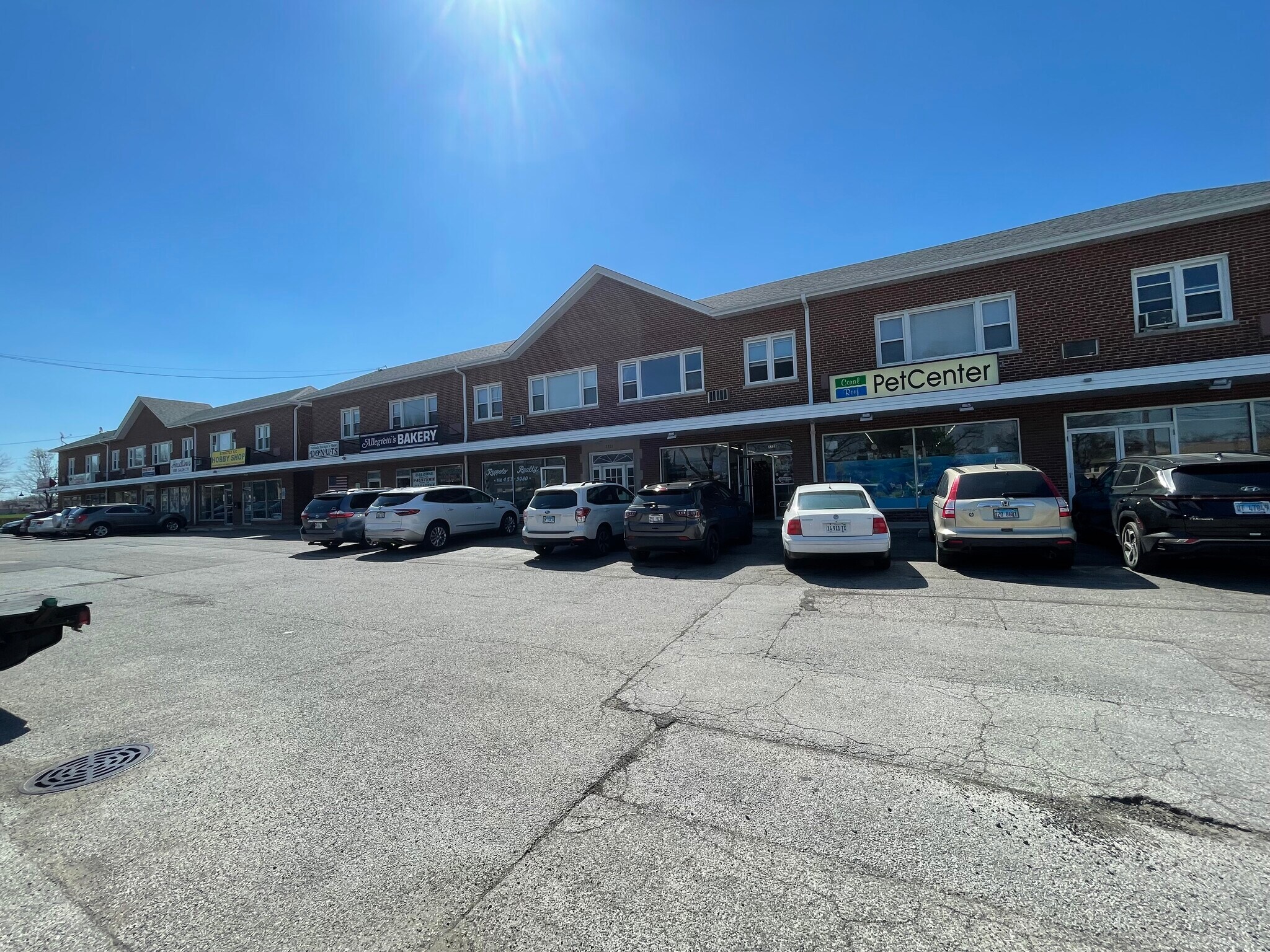 7713 W Lawrence Ave, Norridge, IL à vendre Photo de l’immeuble– Image 1 sur 27