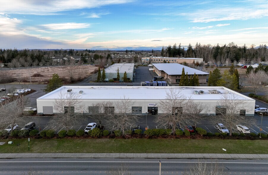 440-446 W Horton Rd, Bellingham, WA à louer - Photo de l’immeuble – Image 2 sur 3