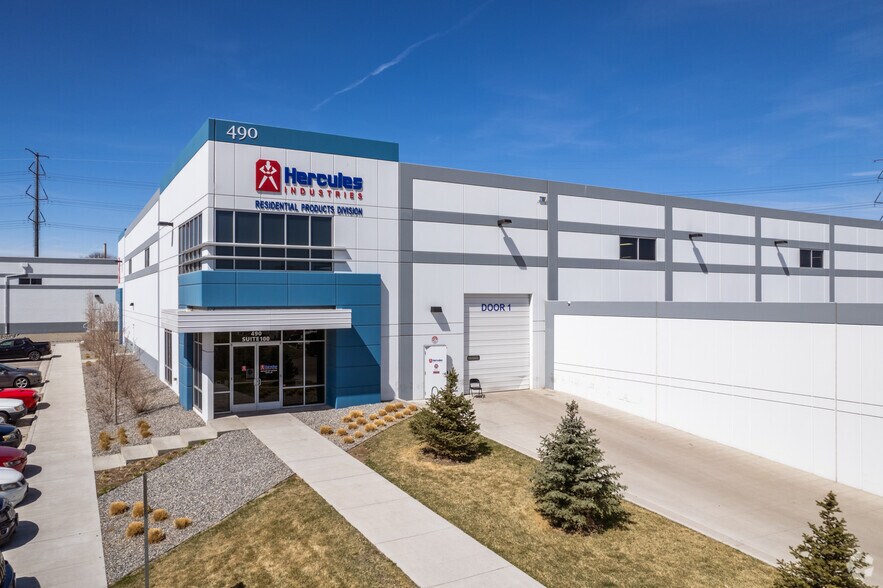 490 E 52nd, Denver, CO à louer - Photo de l’immeuble – Image 3 sur 3