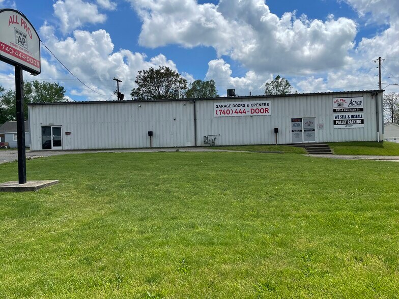 283 E Main St, Newark, OH à louer - Photo de l’immeuble – Image 1 sur 8
