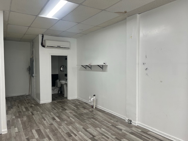 525 N Chester St, Baltimore, MD à louer - Photo intérieure – Image 3 sur 8