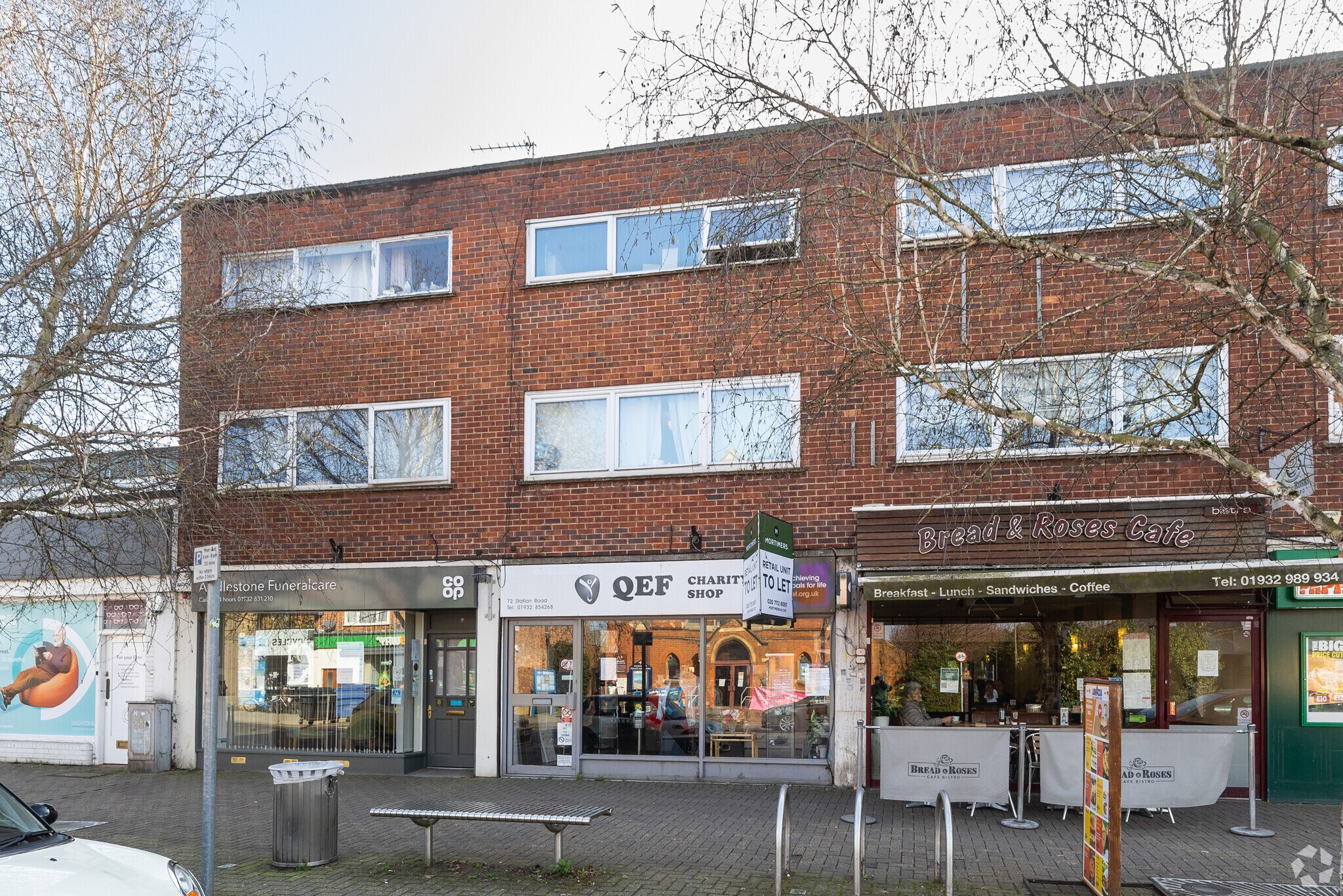 72 Station Rd, Addlestone à louer Photo principale– Image 1 sur 3