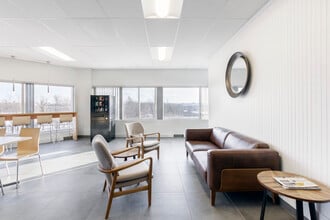 1175 Boul Lebourgneuf, Québec, QC à louer Photo intérieure– Image 1 sur 3