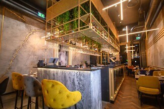 Plus de détails pour 10 Victoria Rd, Ruislip - Local commercial à louer