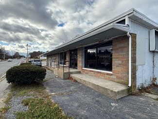 Plus de détails pour 1435 Victory Hwy, North Smithfield, RI - Bureau/Local commercial à louer